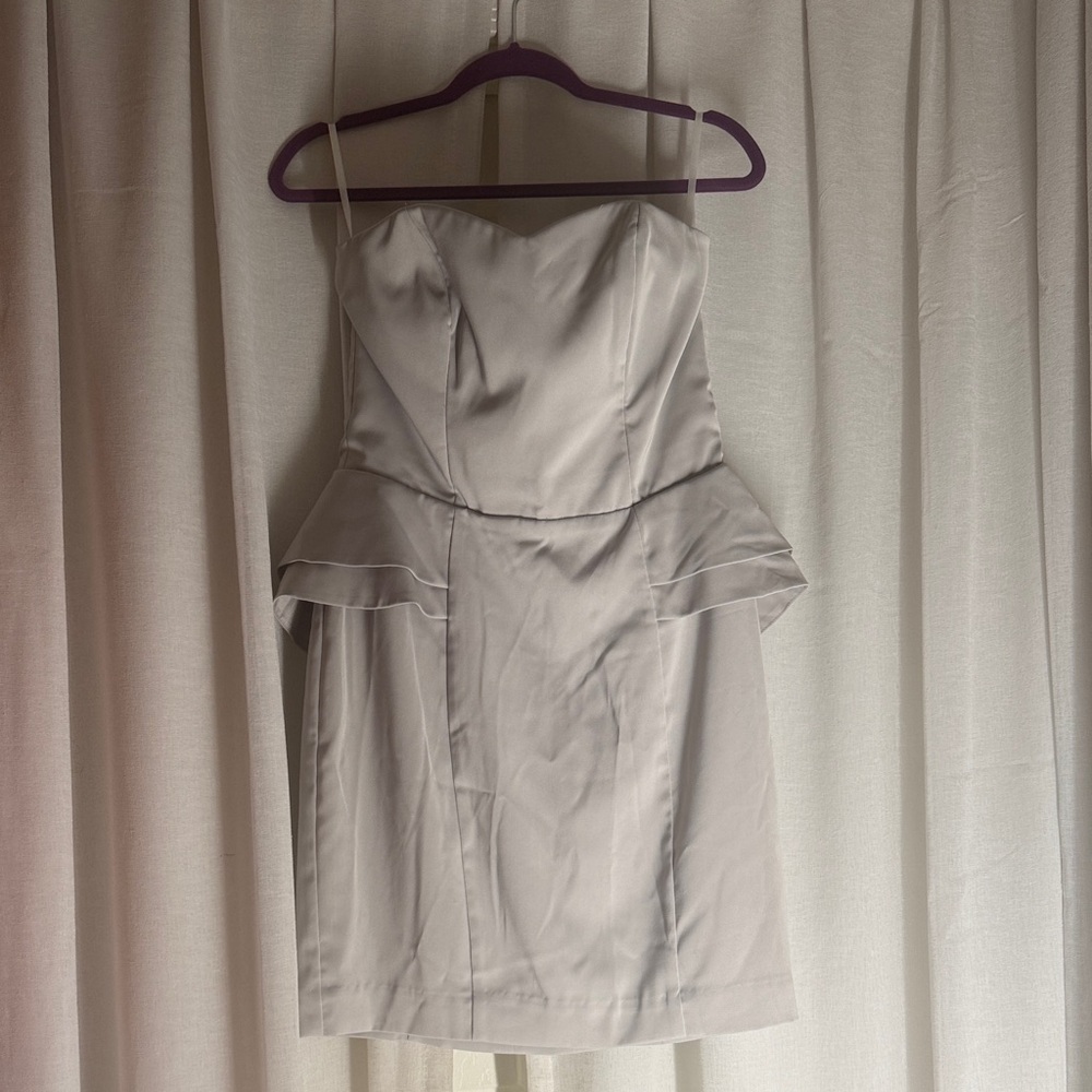 Strapless Peplum Cocktail Dress in Light Gray